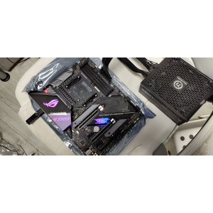 Bios update in progress fara a fi conectat nici o componenta (cu exceptia sursei)