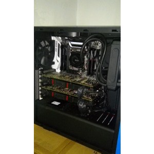 Intel(R) Core(TM) i7-5960X CPU @ 3.00GHz + Kraken x41
ASUS X99-PRO 3.1USB
AMD Radeon XFX R9...