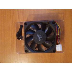 Stock Cooler-ul cu care vine procesorul ( Cu prindere pe AM3 )