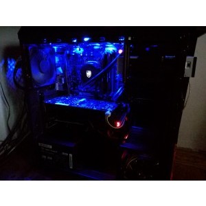 am pus si un gtx1060 langa el si din vara lucreaza impreuna 