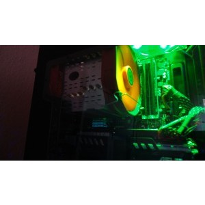 Thermalright HR-02 Macho , 2x TY143.