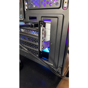 placa mea video a venit cu un \"bracket\" de suport , asa ca nu am mai putut monta \"tablita\" cu...