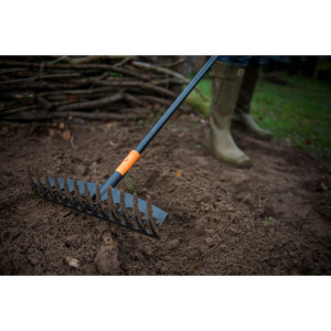 Fiskars Grebla universala Solid