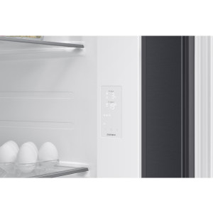 Samsung RS70F64KDFEO, 640 L, Clasa D, Full No Frost, Digital Inverter, All Around Cooling, SpaceMax, Metal Cooling, AI Energy, SmartThings, Dozator de apa & gheata, Control electronic, 178 cm, Inox negru