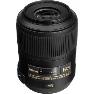 Nikon 85mm f/3.5G ED VR AF-S DX NIKKOR