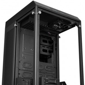 Thermaltake The Tower 900