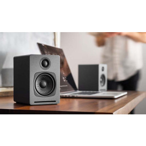 Audioengine Boxa   A1 wireless speakers