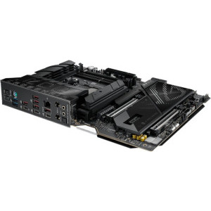 ASUS ROG CROSSHAIR X870E APEX