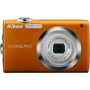 Nikon CoolPix S3000 orange + card 4GB + geanta CS-S01