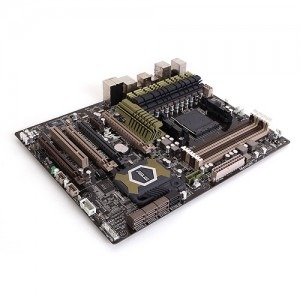 ASUS SABERTOOTH 990FX