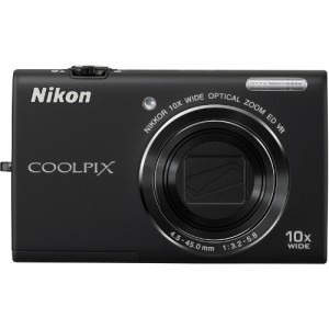 Nikon CoolPix S6200 Black + card 4GB + geanta ALM230101