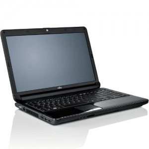 Fujitsu 15.6'' Lifebook AH530, Procesor Intel® Pentium® P6200 2.13GHz, 2GB, 320GB