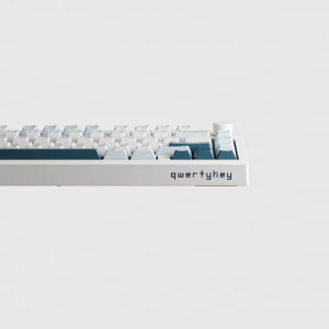 QwertyKey 75 Pro V2 RGB White Liniar Prelubrifiat V2 Switch Mecanica