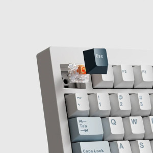 QwertyKey 75 Pro V2 RGB White Liniar Prelubrifiat V2 Switch Mecanica