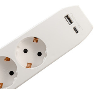 Spacer PP-3-45-TC-USB 3x Schuko, 1x USB, 1x USB-C, 4.5m, White