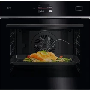 Cuptor incorporabil AEG TB8SB73ZAB, Electric, 70 L, Autocuratare hidrolitica, CookSmart, AI TasteAssist, SteamBoost, My AEG Care, Grill, Clasa A++, Negru