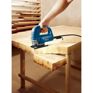 Bosch Professional Fierastrau vertical GST 8000 E, 710W, 3100rpm, 80mm