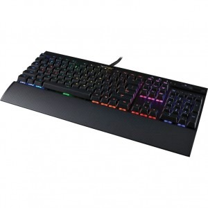 Corsair K70 - RGB LED - Cherry MX Red - Layout EU Mecanica