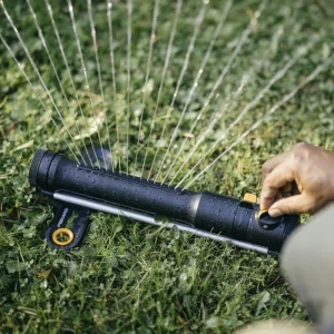 Fiskars Aspersor oscilant Comfort M