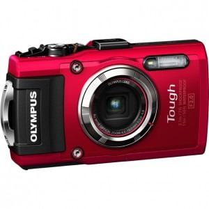 Olympus TG-3 rosu
