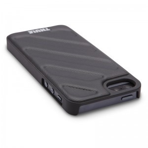 Thule Protectie pentru spate TGI205K Black pentru iPhone 5, 5S