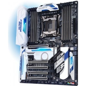 GIGABYTE GA-X99-Designare EX